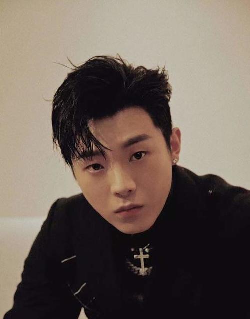 段浩男力挺高嘉朗公开恋情泄露地址 段浩男是谁个人资料背景简介